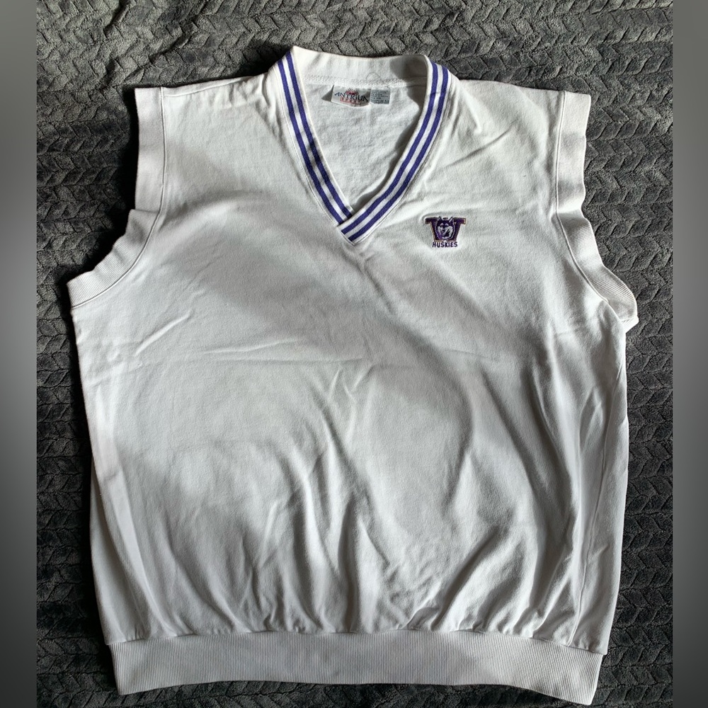 UW vintage sweater vest